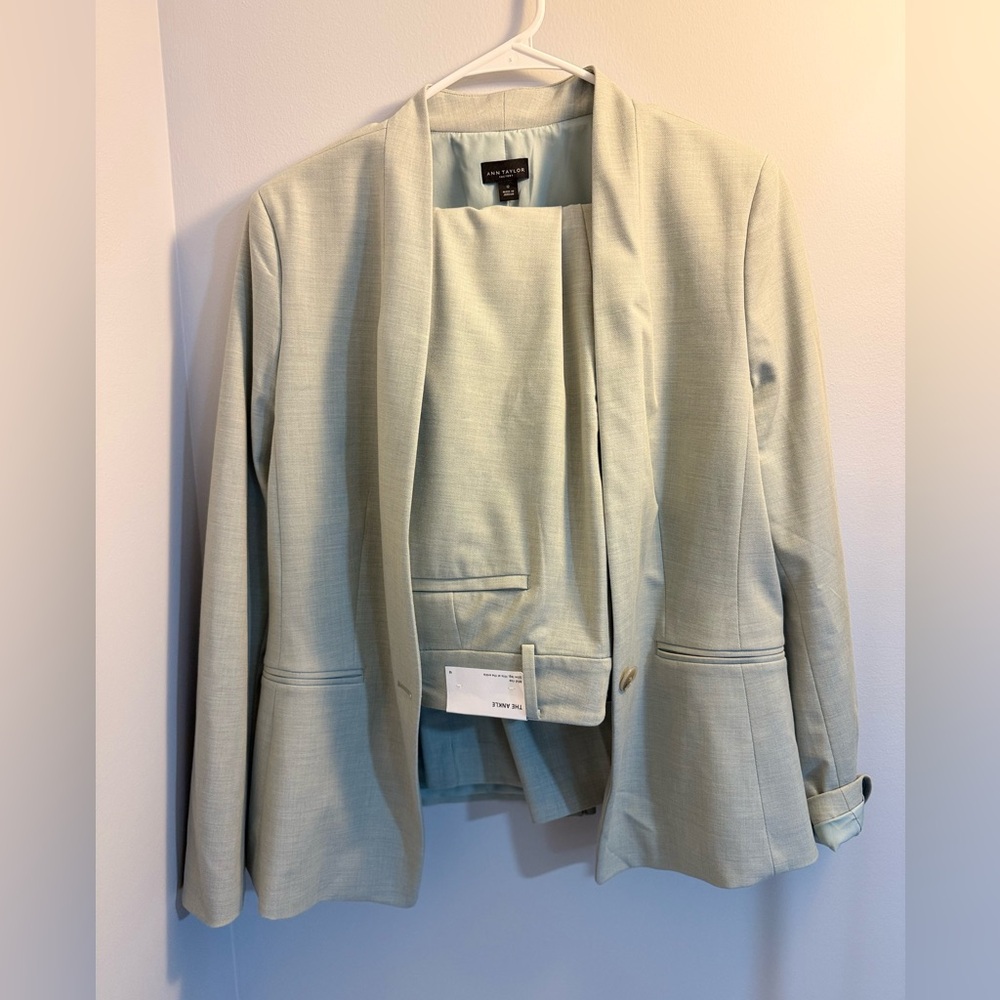 Ann Taylor Women’s Mint Green Suit, Pants, and Skirt Set